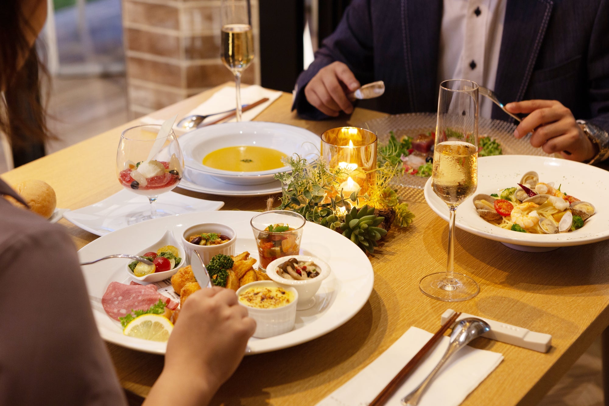 ペア・カップルへ結婚祝いに贈る食事券（グルメ券）のプレゼント 体験