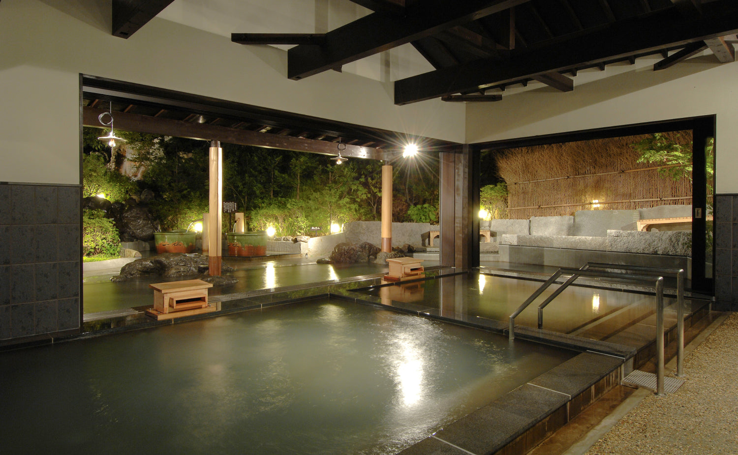 露天風呂付き温泉