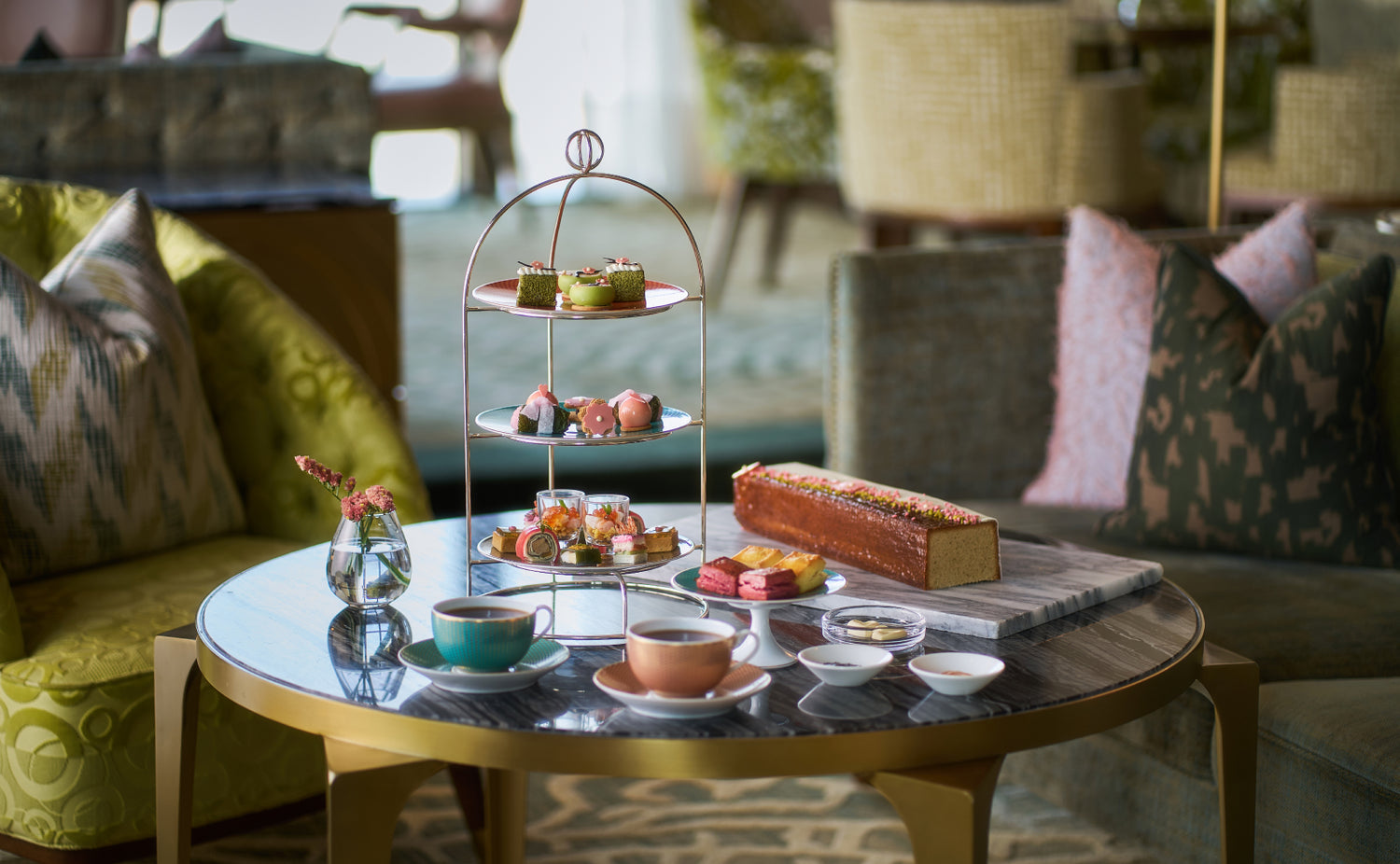 一流ホテルのアフタヌーンティー