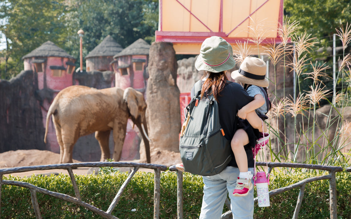 人気動物園に家族で行ける「ZOO TICKET （ファミリー） 」 丨体験ギフトならアソビュー！ギフト